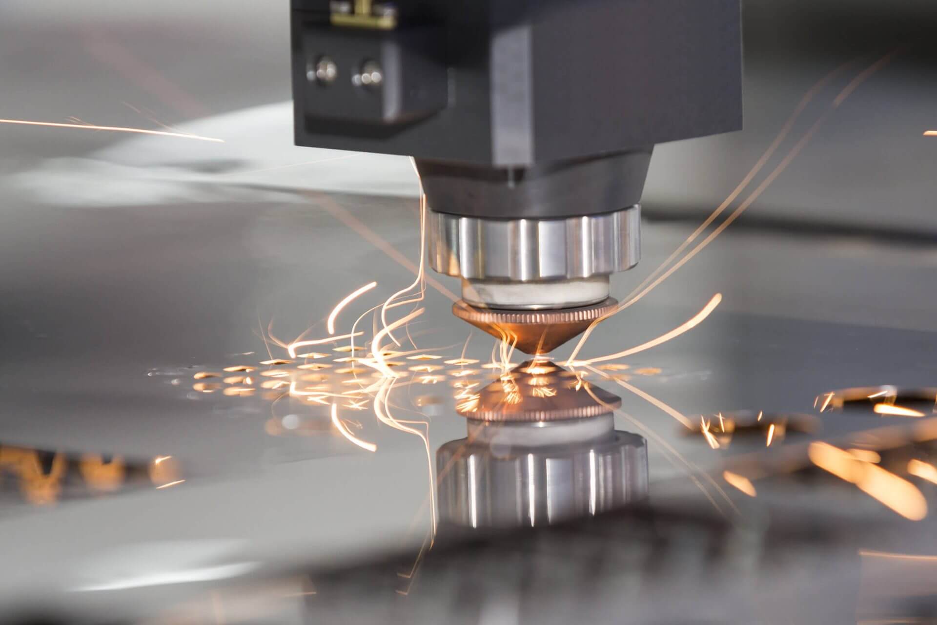 CNC Metal Cutting Machines: The Ultimate Selection Guide